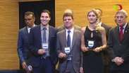 Árbitros recebem escudos da FIFA 2018 na CBF
