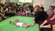 Bebê ajuda a prevenir bullying em escola no Canadá