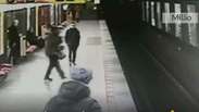 Adolescente italiano resgata criança de trilhos do metrô
