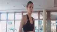 Bruna Marquezine retoma treino de muay thai após Carnaval