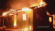 Homem coloca fogo em residência e promete se matar em Toledo
