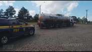 PRF escolta caminhões-tanque para buscar combustíveis em Araucária