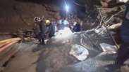 Vídeo mostra resgate de meninos em caverna na Tailândia