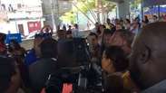 Comitiva de Marina Silva tenta furar fila em Salvador e é criticada
