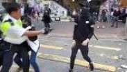 Manifestante é baleado por policial na 23a semana de protestos em Hong Kong