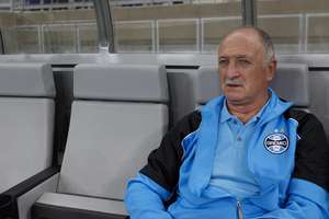 Felipão compara Matías a Arce e indica manutenção no Grêmio