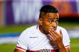 Cruzeiro descarta Alvaro Pereira e C. Rodriguez para lateral