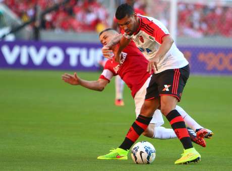 Inter prepara defesa após agressão a A. Santos no Beira-Rio