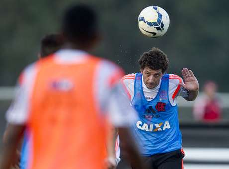 Elano não aparece na Gávea e pode adiar despedida novamente