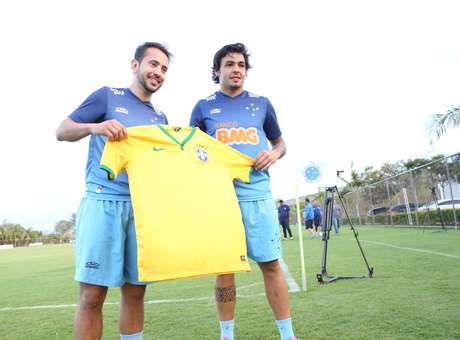 Entrosamento é aposta de celestes para sucesso na Seleção