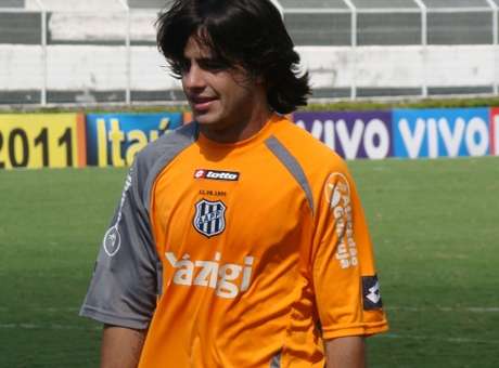 Ponte acerta volta de João Paulo e contrata meia do Flamengo