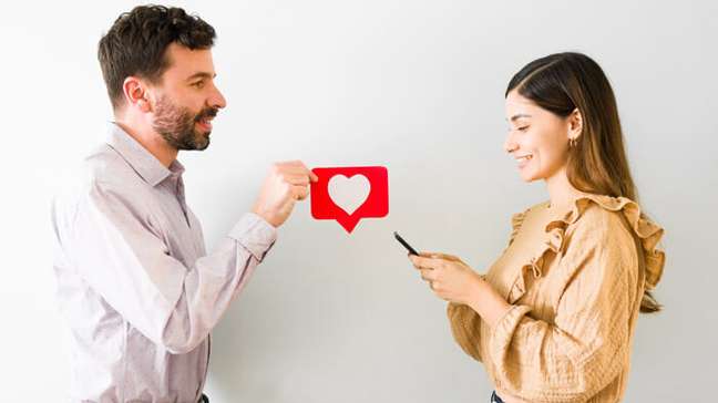 Saiba como se proteger de golpes em apps de relacionamento