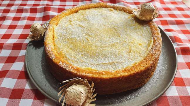 Cornmeal pie with corn brigadeiro