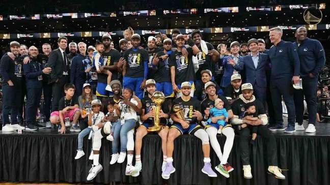 Warriors é campeão: saiba os times com mais títulos da NBA