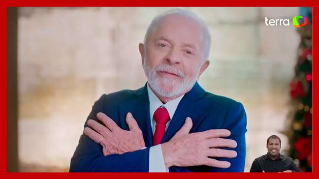 Em mensagem de fim de ano, Lula dá ênfase à economia, cita 8/1 e pede união nas famílias