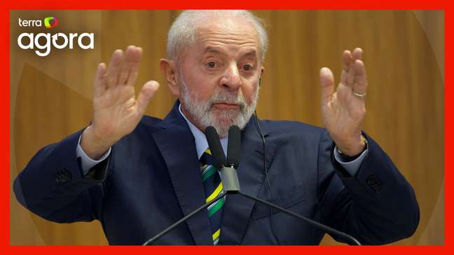 Planalto ficou 'indignado' que 'puxão de orelha' de Lula a Haddad repercutiu, diz colunista