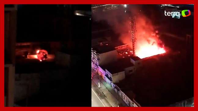 Galpão pega fogo após ser atingido por balão na Zona Oeste de SP