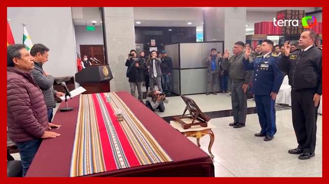 Presidente da Bolívia nomeia novos chefes para Forças Armadas em meio a tentativa de golpe; veja