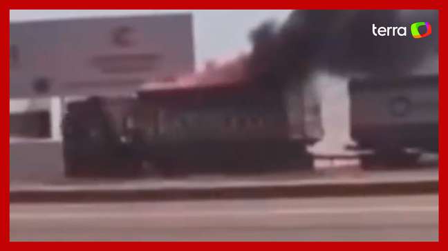 Motorista é filmado dirigindo carreta tomada por fogo em rodovia de Goiás