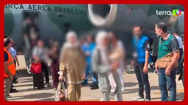 Sétimo voo da FAB com 82 repatriados do Líbano pousa em São Paulo