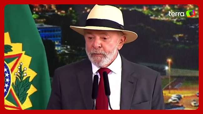 Lula brinca com apelido de Moraesesporte 365 betcerimônia de 2 anos do 8 de janeiro