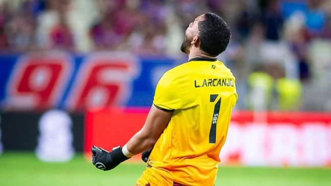 Gabigol é xingado por rubro-negros no Mineirão: ‘O meu Flamengo não precisa você’