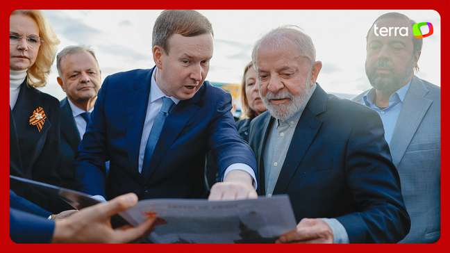 Lula desembarca na Rússia para comemorações dos 80 anos do Dia da Vitória
