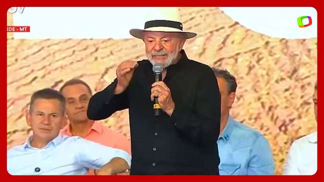 Lula afirma que 'alguém está ganhando muito' com o preço do botijão de gás  
