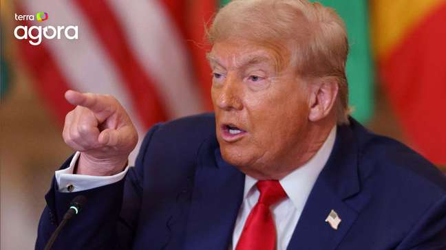 Terra Agora debate tarifaço de Trump, novo rosto de Anitta e assassinato de jovem negro