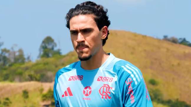 Pedro se manifesta após críticas de Filipe Luís no Flamengo: ‘Acima do tom e desrespeitosa’