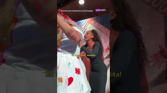 Taís Araujo recria cena icônica rasgando vestido de noiva durante quadrilha #shorts