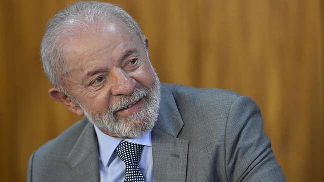 Lula tem melhora na aprovação após confronto com Trump por tarifaço, diz Quaest