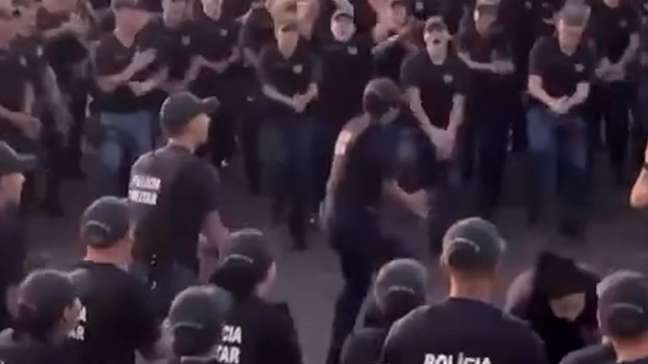 Grito de guerra de formandos da PM viraliza ao instigar violência em MS