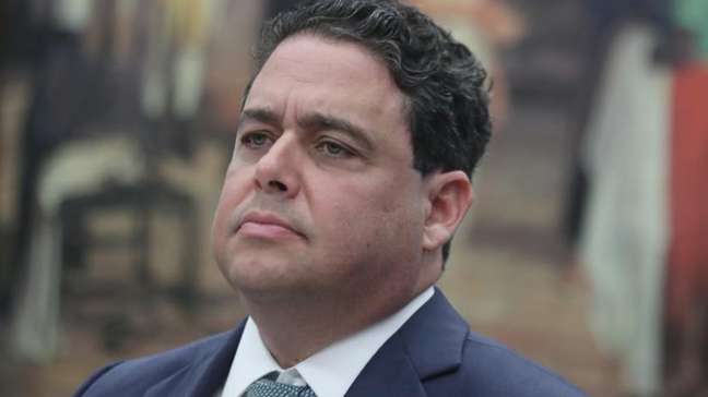 Ex-presidente da OAB, secretário de Eduardo Paes celebra prisão de Bolsonaro: 'No meu mundo ideal seria pena de morte'