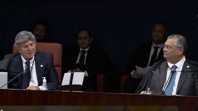 Dino cita caso com Fux para dizer que houve violência e grave ameaça no 7/9: ‘Não era bíblia verde e amarela’