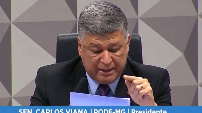 Presidente da CPMI do INSS revela diagnóstico de câncer e anuncia cirurgia para retirada do tumor