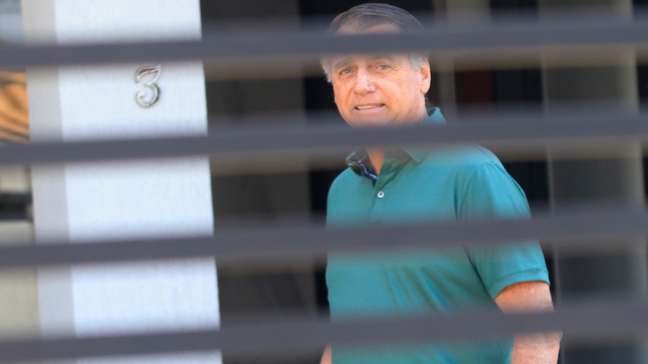 Justiça Federal suspende benefícios vitalícios que Bolsonaro usufruía por ser ex-presidente