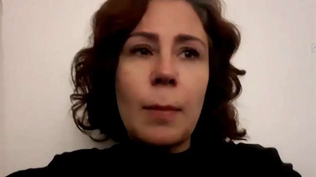 Zambelli diz que ora ‘todos os dias por Moraes’ durante sessão que discute sua cassação na Câmara