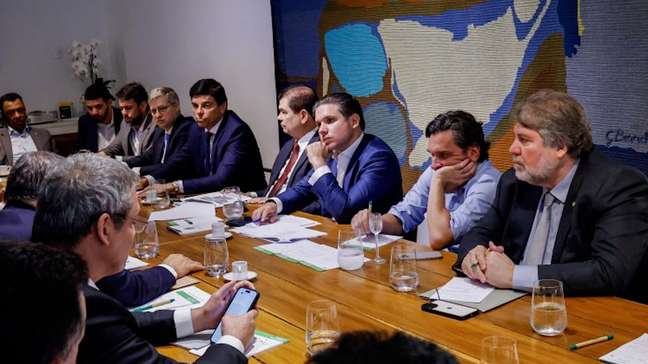 Sem acordo, Câmara dos Deputados adia votação da PEC da Segurança Pública para 2026