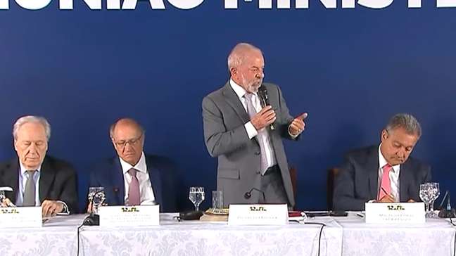 Lula dá ultimato sobre acordo Mercosul-União Europeia e promete endurecer posição ‘daqui para frente’