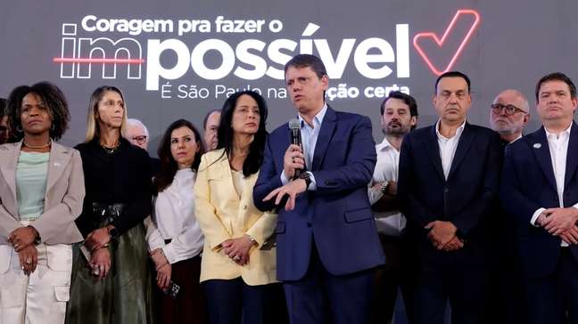 Tarcísio diz que tem ação contra Enel pronta para ingressar na Justiça: ‘Perdeu sua reputação’