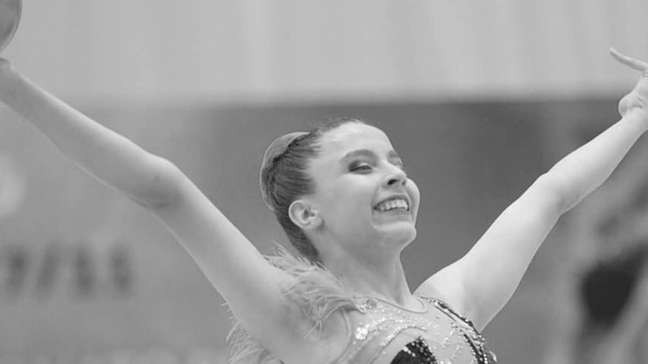  Isabelle Marciniak, campeã brasileira de ginástica rítmica, morre aos 18 anos vítima de câncer