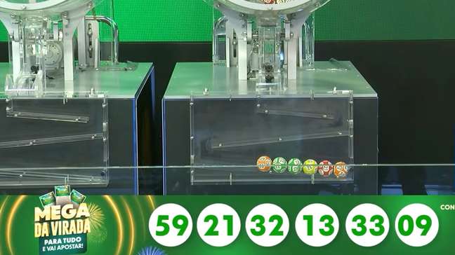 Mega da Virada sorteia prêmio de R$ 1,09 bi após atraso; confira as dezenas
