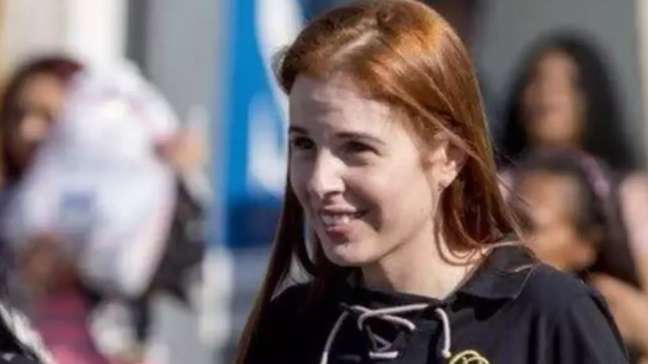  Suzane von Richthofen disputará herança de R$ 5 milhões do tio com a prima, diz jornal