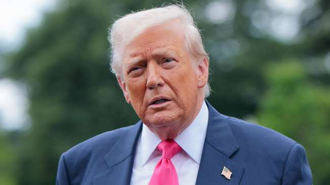 Governo Trump suspenderá emissão de vistos para Brasil e outros 74 países por tempo indeterminado