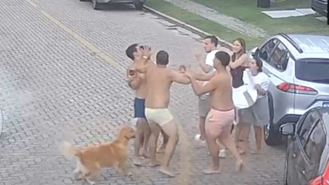 Vídeo mostra briga generalizada envolvendo jogadores do Fortaleza em condomínio de luxo