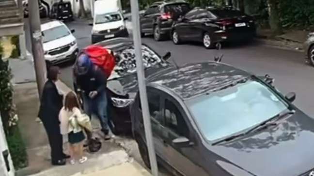 Maria Prata, esposa de Pedro Bial, é assaltada com a filha caçula em SP: ‘Não estava dando bobeira’