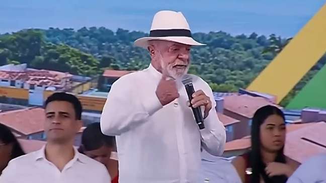 'Falta um pouco de vergonha', diz Lula sobre quem defende Vorcaro no caso do banco Master