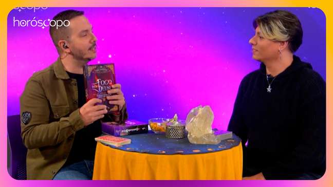 Cedrec Nightingale fala sobre o conteúdo do livro Fogo dos Deuses