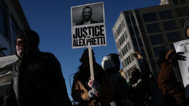 Manifestantes vão às ruas nos EUA contra política migratória do governo Trump